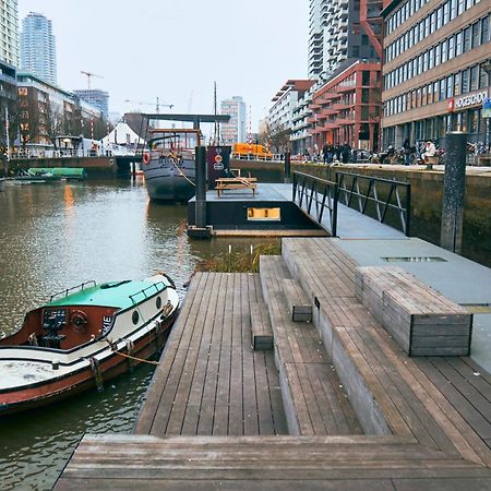 De Coaster & Aquarium Ponton Hotel Rotterdam Bagian luar foto