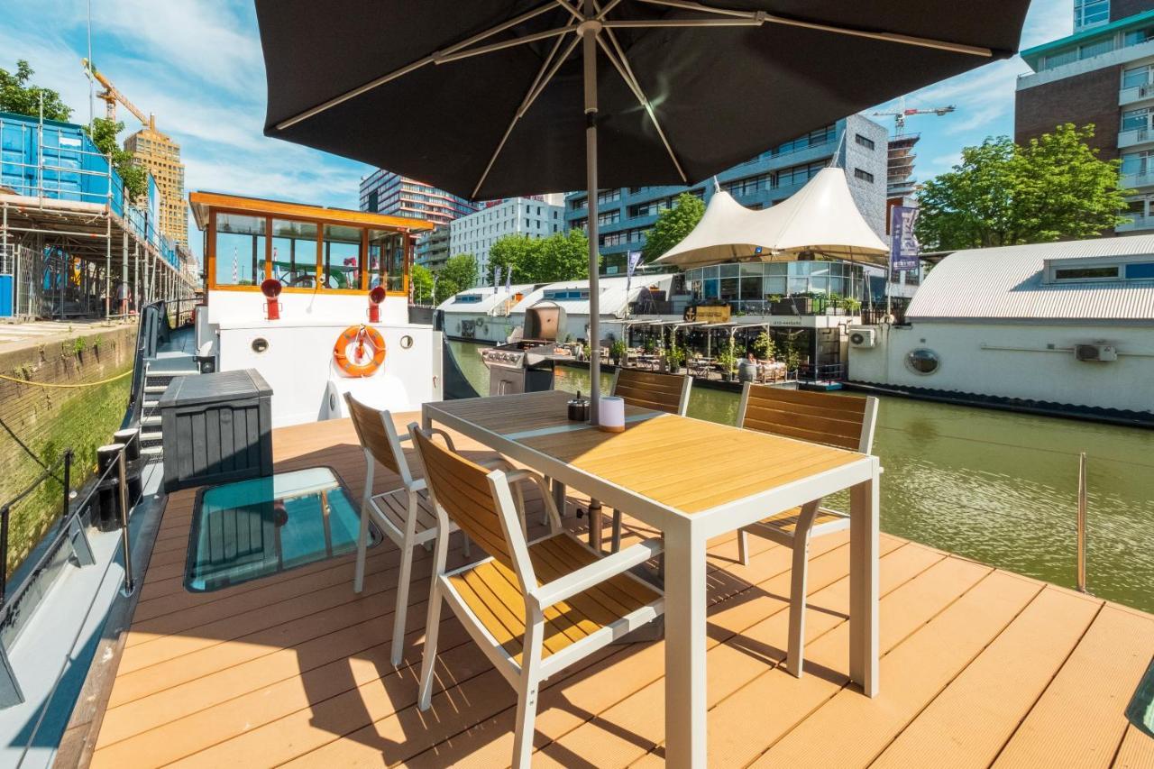 De Coaster & Aquarium Ponton Hotel Rotterdam Bagian luar foto