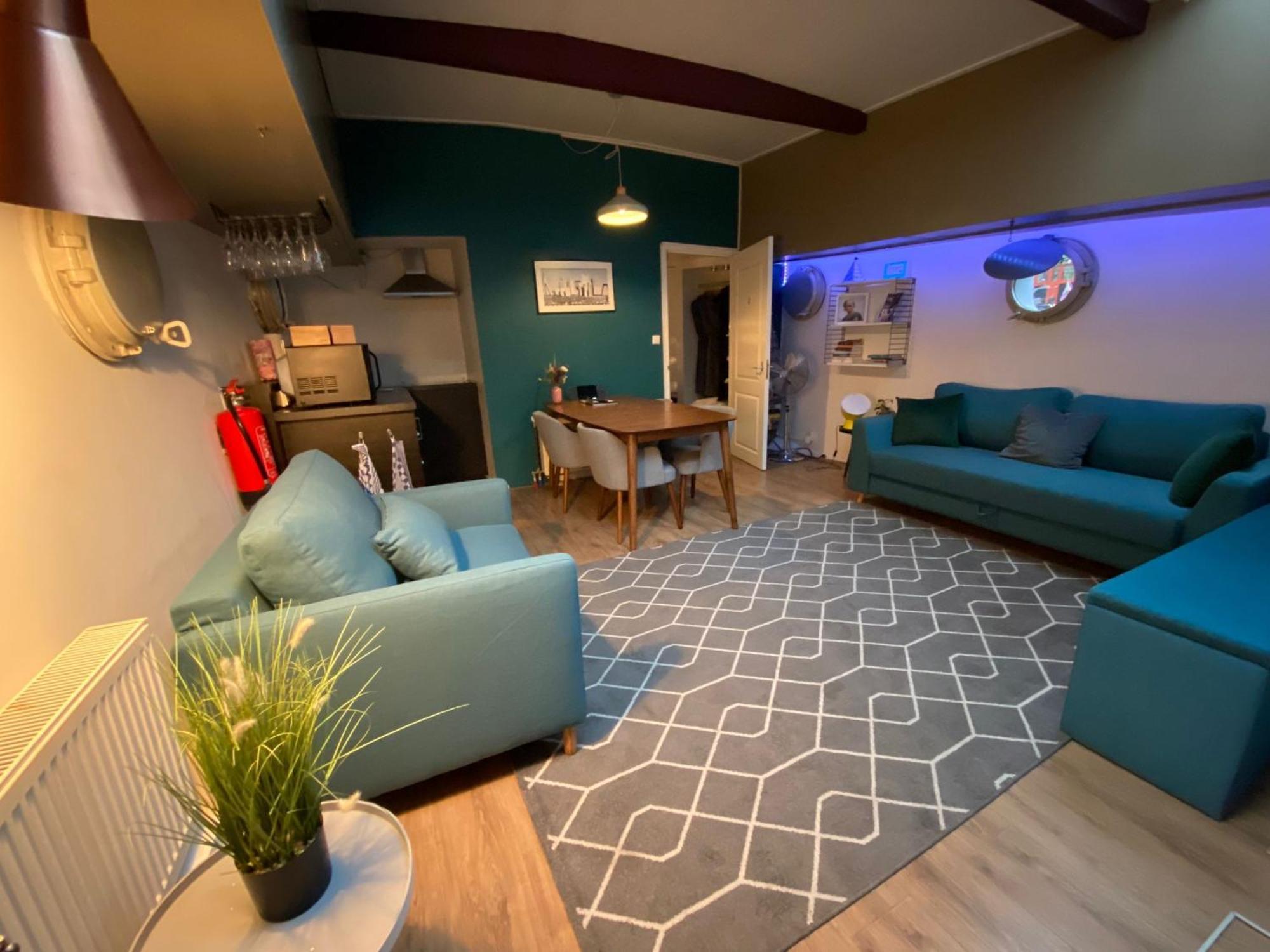 De Coaster & Aquarium Ponton Hotel Rotterdam Bagian luar foto